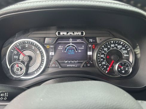 Used 2021 RAM 1500 Laramie AWD/4WD image 10