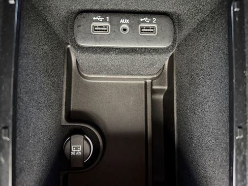 Used 2023 Dodge Charger R/T w/ Blacktop Package RWD image 29