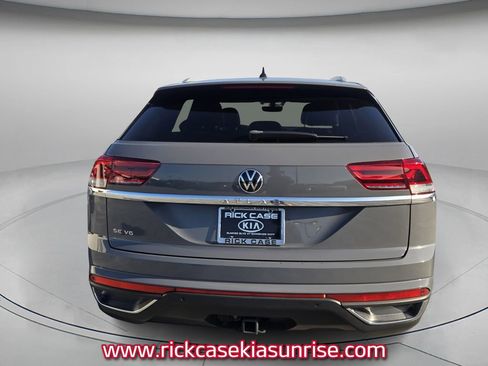 Used 2022 Volkswagen Atlas Cross Sport SE image 5