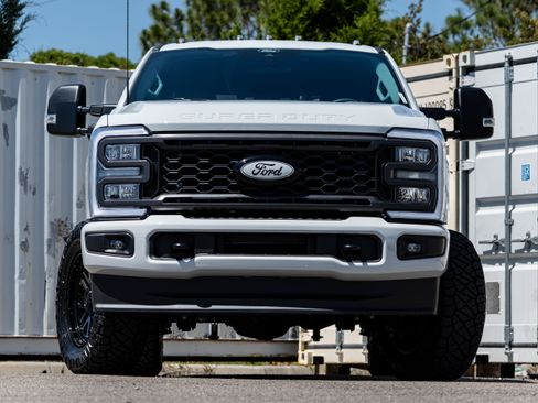 New 2026 Ford F250 XL w/ STX Appearance Package AWD/4WD image 9