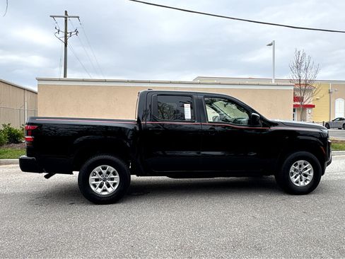 Certified 2024 Nissan Frontier SV AWD/4WD image 24