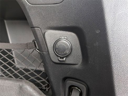 Used 2022 Subaru Outback Premium image 26