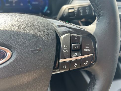 Used 2022 Ford Escape Titanium w/ Class II Trailer Tow Package image 21