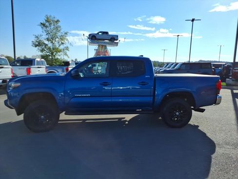 Used 2018 Toyota Tacoma SR5 image 6
