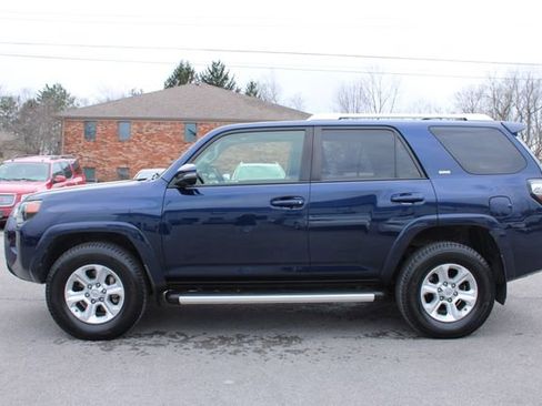 Used 2016 Toyota 4Runner SR5 Premium image 5