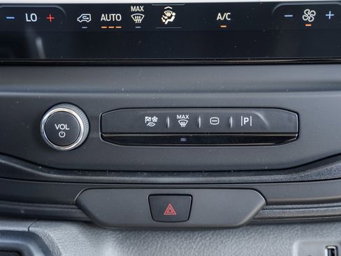 New 2026 Ford Transit 250 148 Medium Roof w/ Load Area Protection Package image 22