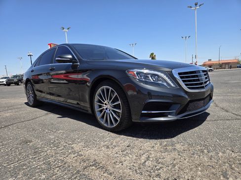 Used 2015 Mercedes-Benz S 550 Sedan image 4