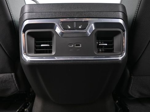 Used 2025 GMC Sierra 1500 Denali image 21