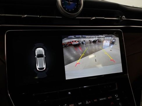 New 2025 Maserati Grecale Modena image 24