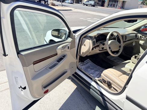 Used 2004 Chevrolet Impala w/ Preferred Equipment Group FWD image 9