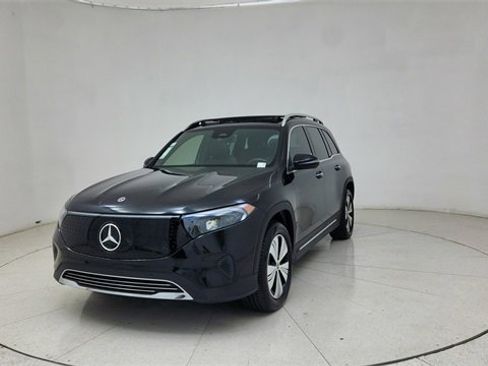 Used 2024 Mercedes-Benz EQB 250+ w/ Driver Assistance Package image 66