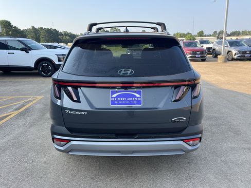 New 2025 Hyundai Tucson Limited image 23