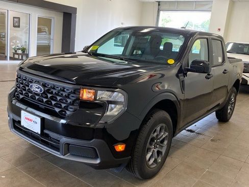 New 2025 Ford Maverick XLT w/ XLT Luxury Package AWD/4WD image 4