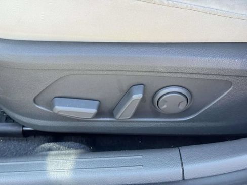 Used 2025 Hyundai Sonata SEL FWD image 21