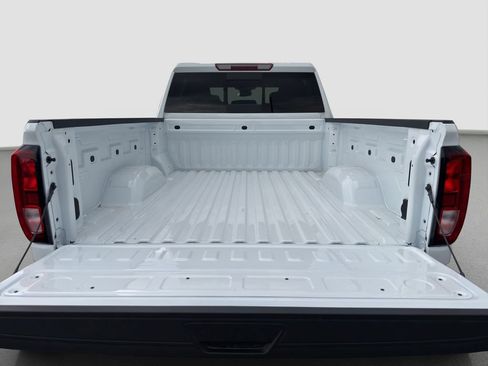New 2026 GMC Sierra 3500 SLE w/ Preferred Package AWD/4WD image 20