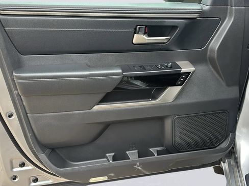 Used 2025 Toyota Tundra Limited image 28
