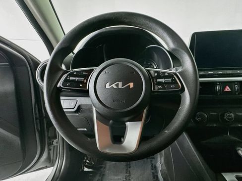 Used 2024 Kia Forte LXS FWD image 13
