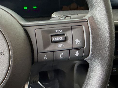 Used 2026 Nissan Kicks SV FWD image 15