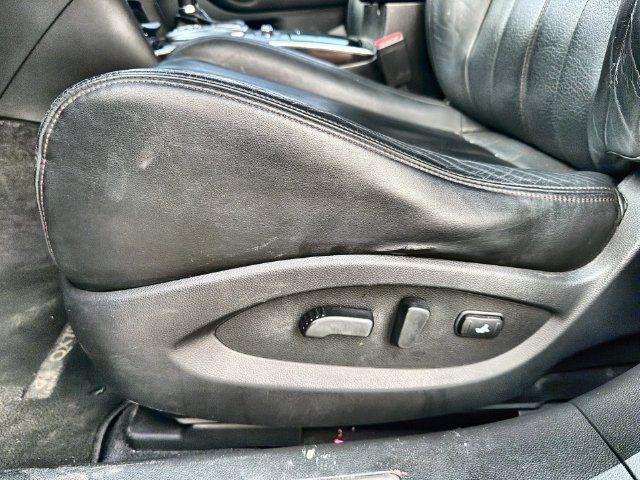 Used 2014 INFINITI QX70 2WD w/ Premium Package image 12