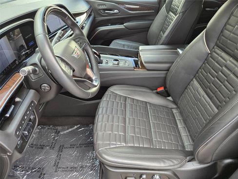 Used 2022 Cadillac Escalade ESV Sport Platinum AWD/4WD image 11