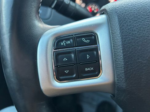 Used 2017 Dodge Grand Caravan GT image 16