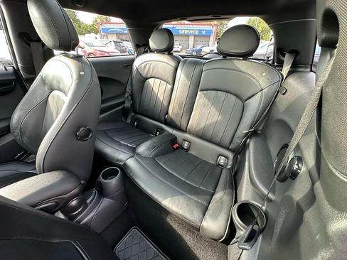 Used 2021 MINI Cooper SE w/ 8.8" Touchscreen Nav Package image 17