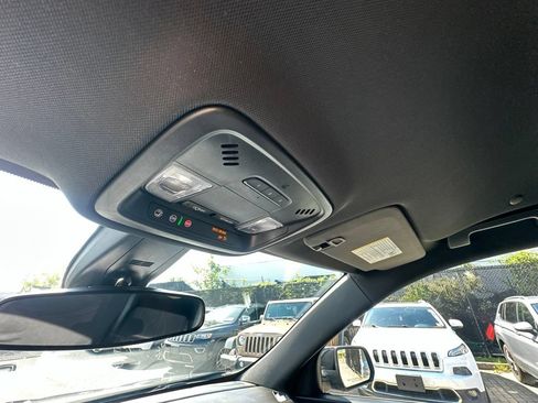 Used 2024 Chevrolet Traverse LT w/ LPO, Cargo Package AWD/4WD image 18