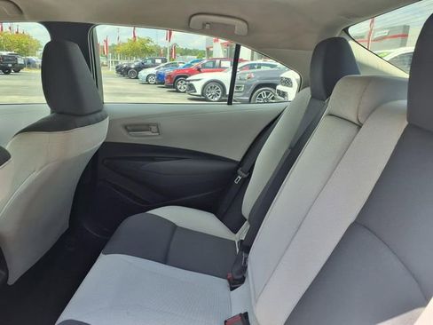 Used 2023 Toyota Corolla LE image 7