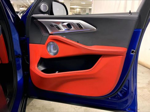 Used 2025 BMW XM image 22