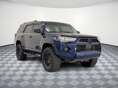 Used 2023 Toyota 4Runner SR5 RWD image 7