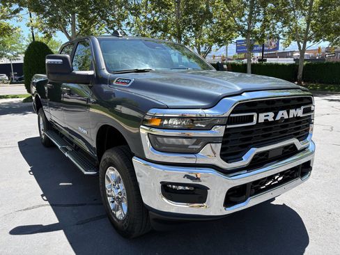 Used 2026 RAM 2500 Big Horn AWD/4WD image 5
