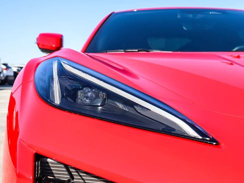 Used 2025 Chevrolet Corvette Z06 image 9