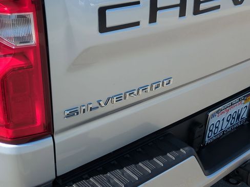Used 2019 Chevrolet Silverado 1500 RST w/ All-Star Edition image 30