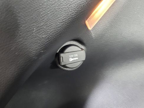 Used 2022 Jeep Compass Latitude image 11