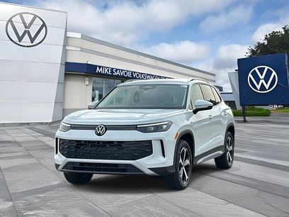 New 2025 Volkswagen Tiguan SE