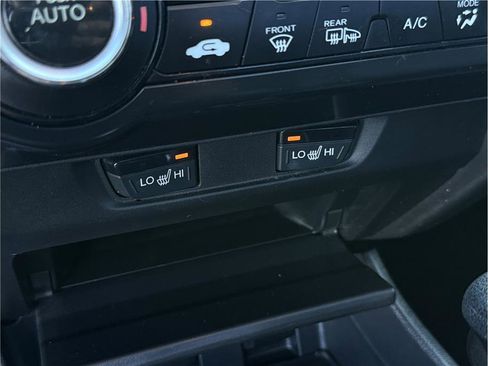 Used 2013 Honda Civic EX-L image 18