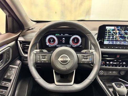 Used 2023 Nissan Rogue Platinum w/ Platinum Premium Package image 20