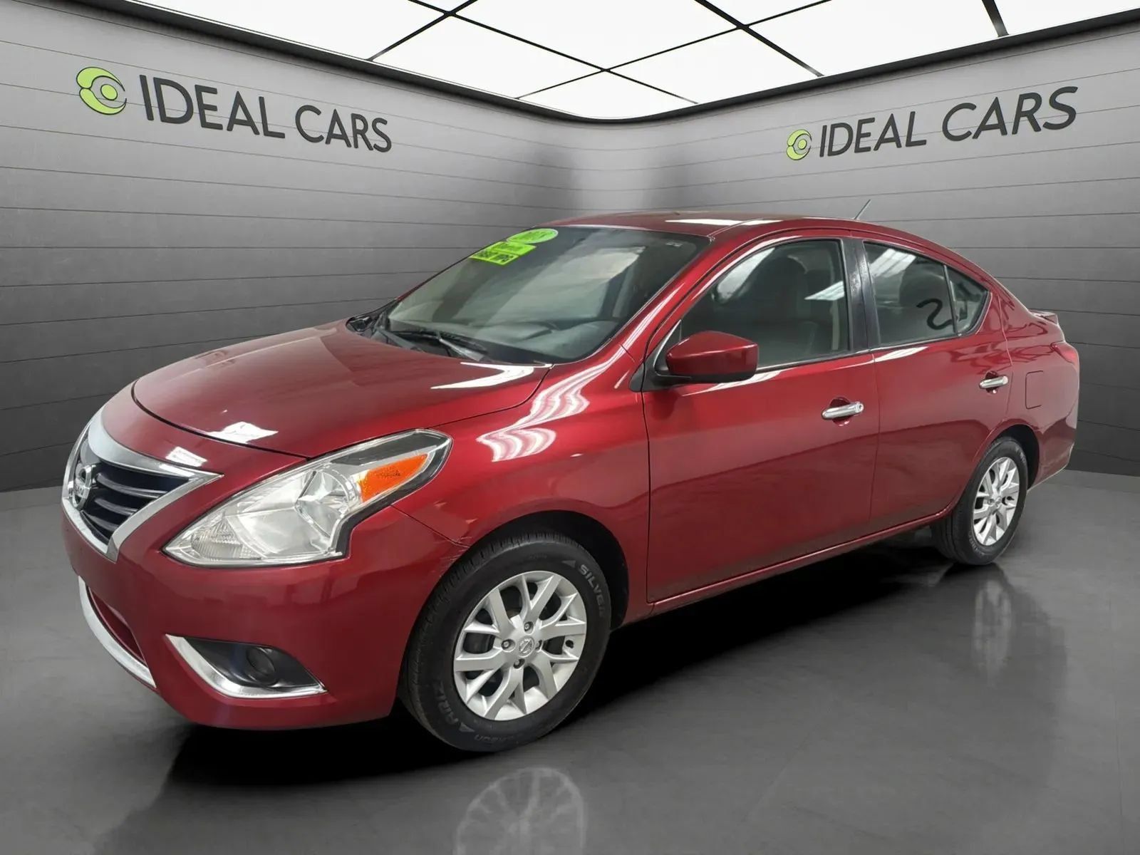 Used 2018 Nissan Versa SV w/ SV Special Edition Package FWD image 1