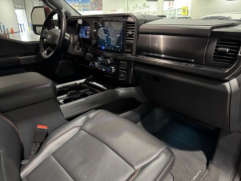Used 2023 Ford F350 Lariat w/ Lariat Ultimate Package image 42