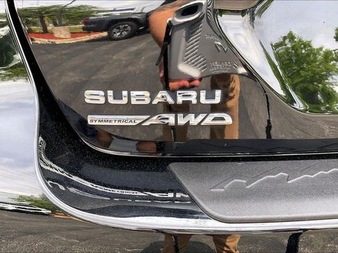 Certified 2024 Subaru Crosstrek 2.5i Limited w/ Crosstrek Mirror Package AWD/4WD image 9