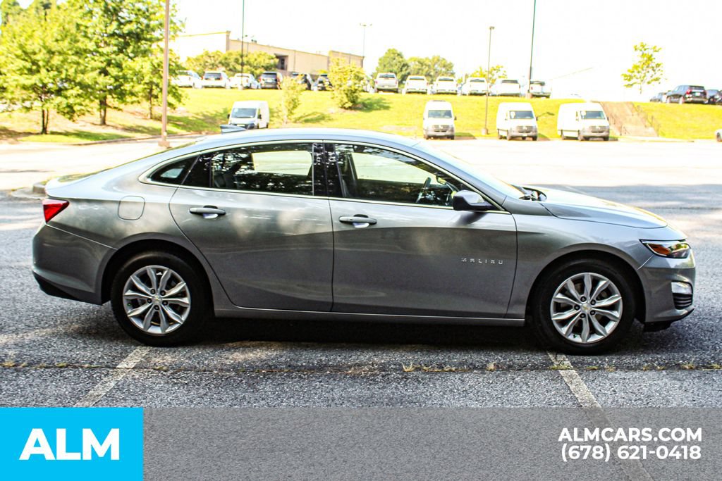 Used 2025 Chevrolet Malibu LT FWD image 8
