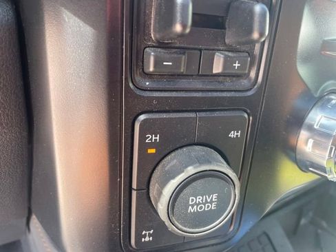 Used 2024 Ford F350 Platinum AWD/4WD image 15