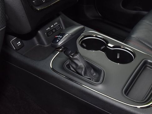 Used 2018 Dodge Durango GT w/ Premium Group image 32