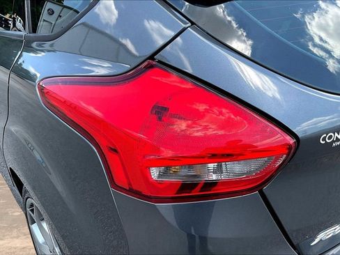 Used 2017 Ford Focus ST FWD image 24
