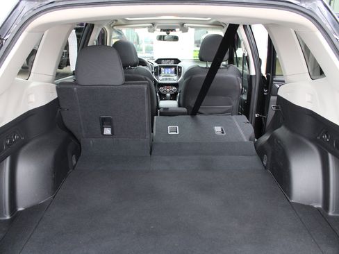 Used 2019 Subaru Forester Premium image 40