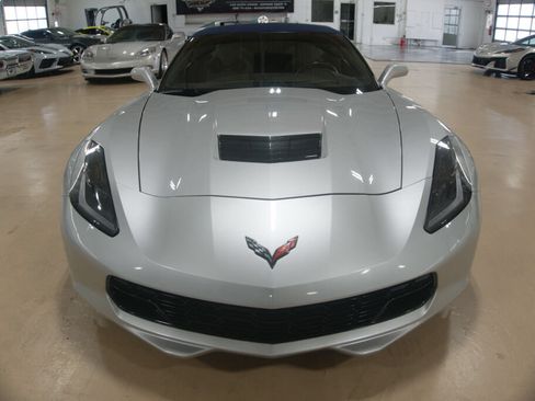 Used 2014 Chevrolet Corvette Stingray Convertible w/ 2LT Preferred Equipment Group RWD image 8