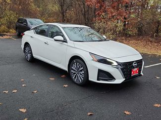 New 2025 Nissan Altima 2.5 SV w/ SV Premium Package video 3