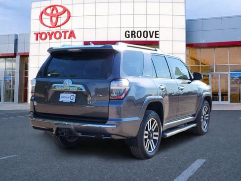 Used 2016 Toyota 4Runner Limited AWD/4WD image 6