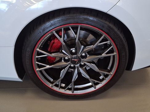 Used 2023 Chevrolet Corvette Stingray Coupe w/ Z51 Performance Package RWD image 10