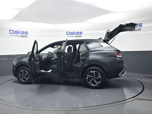 Certified 2023 Kia Sportage LX AWD/4WD image 54